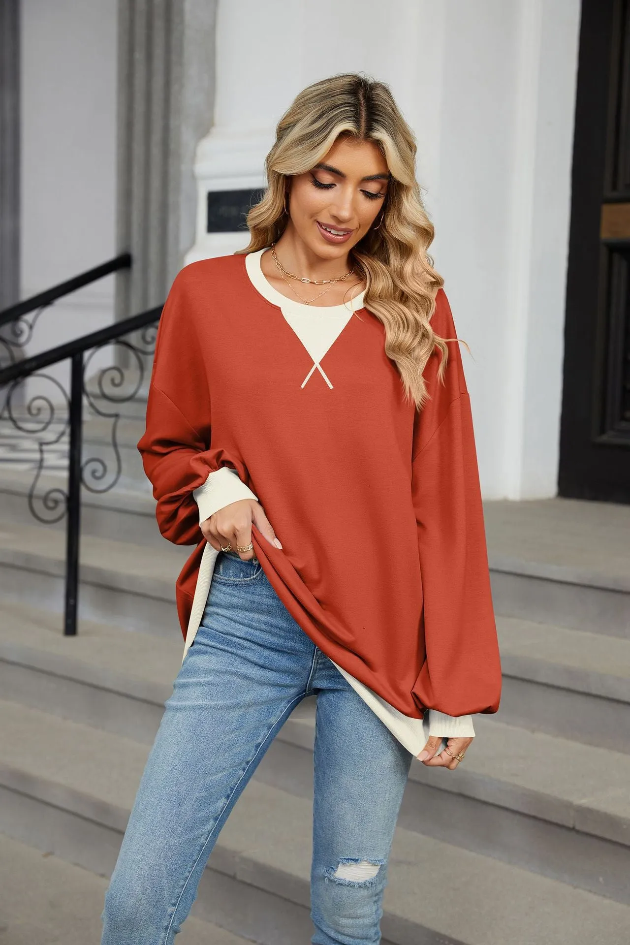 Contrasting Color Round Neck Loose Long-sleeved Sweater