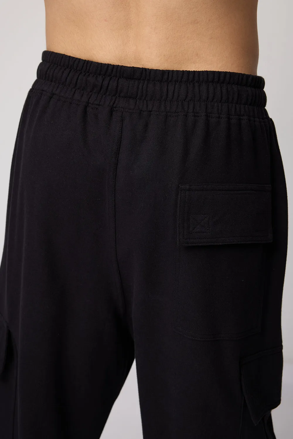 Men's Relaxed Black Knit Cargo Joggers