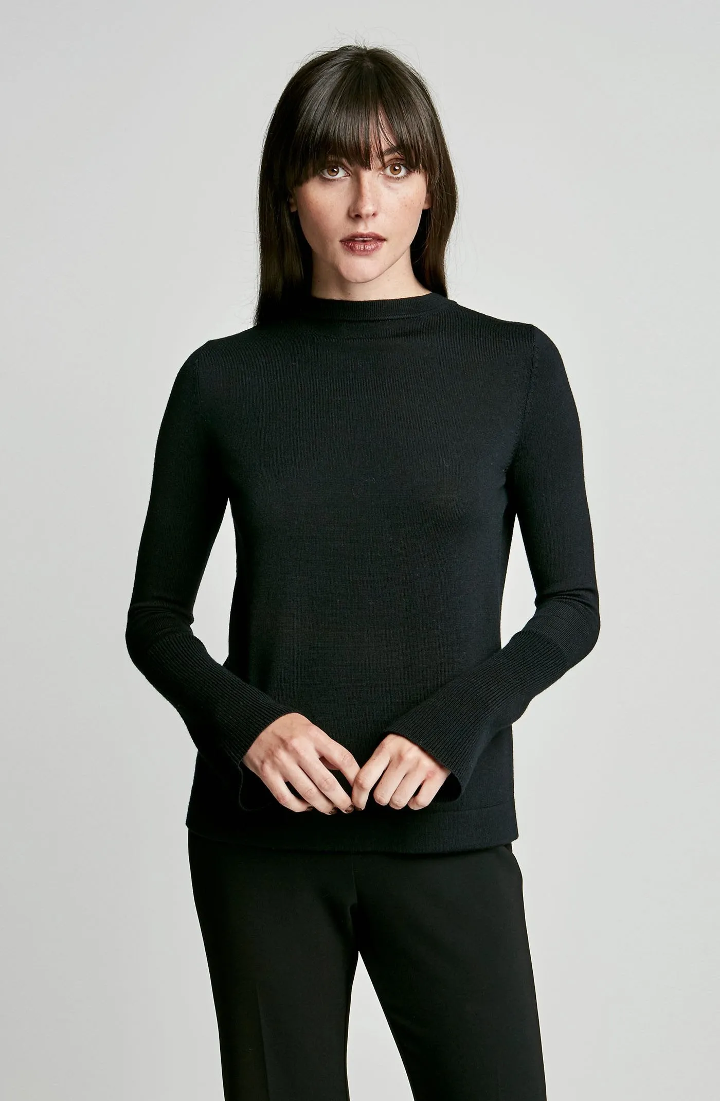 MERINO CREW NECK SWEATER