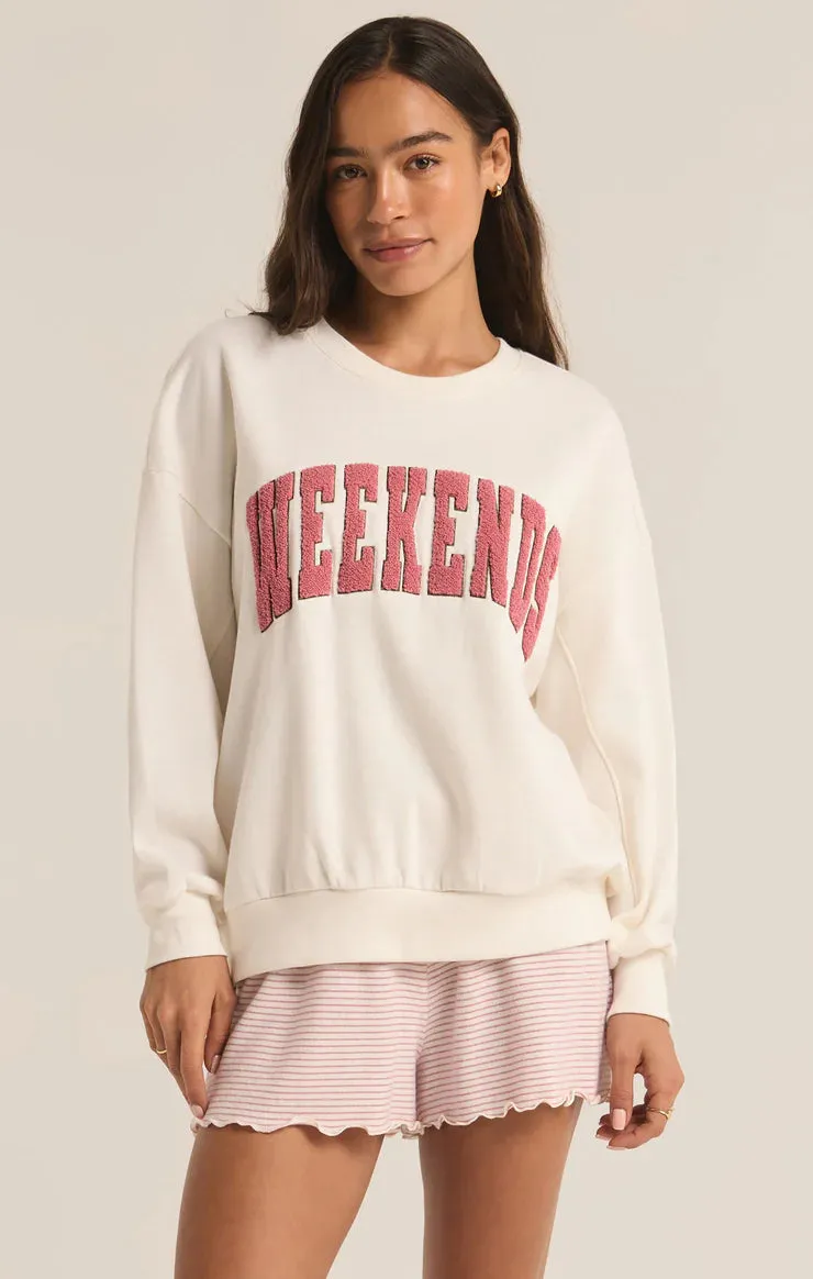 OVERSIZED WEEKEND GRAPHIC SWEATSHIRT